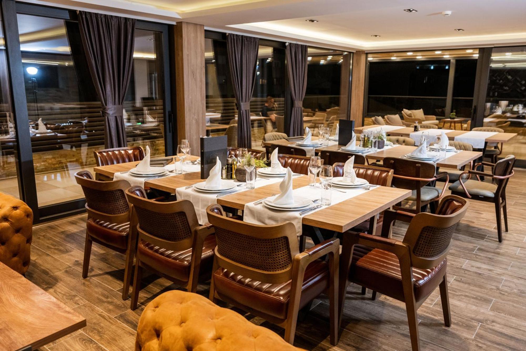 Hotel & Restaurant Ponte Bianco Вране Экстерьер фото